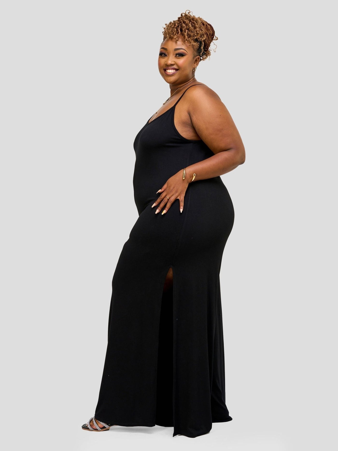 Vivo Essentials Strappy Maxi Dress - Black - Shopzetu