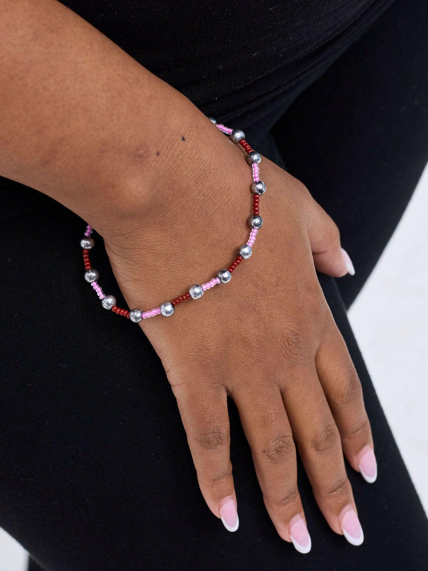 Dianaah J Beaded Bracelet - Pink / Brown - Shopzetu