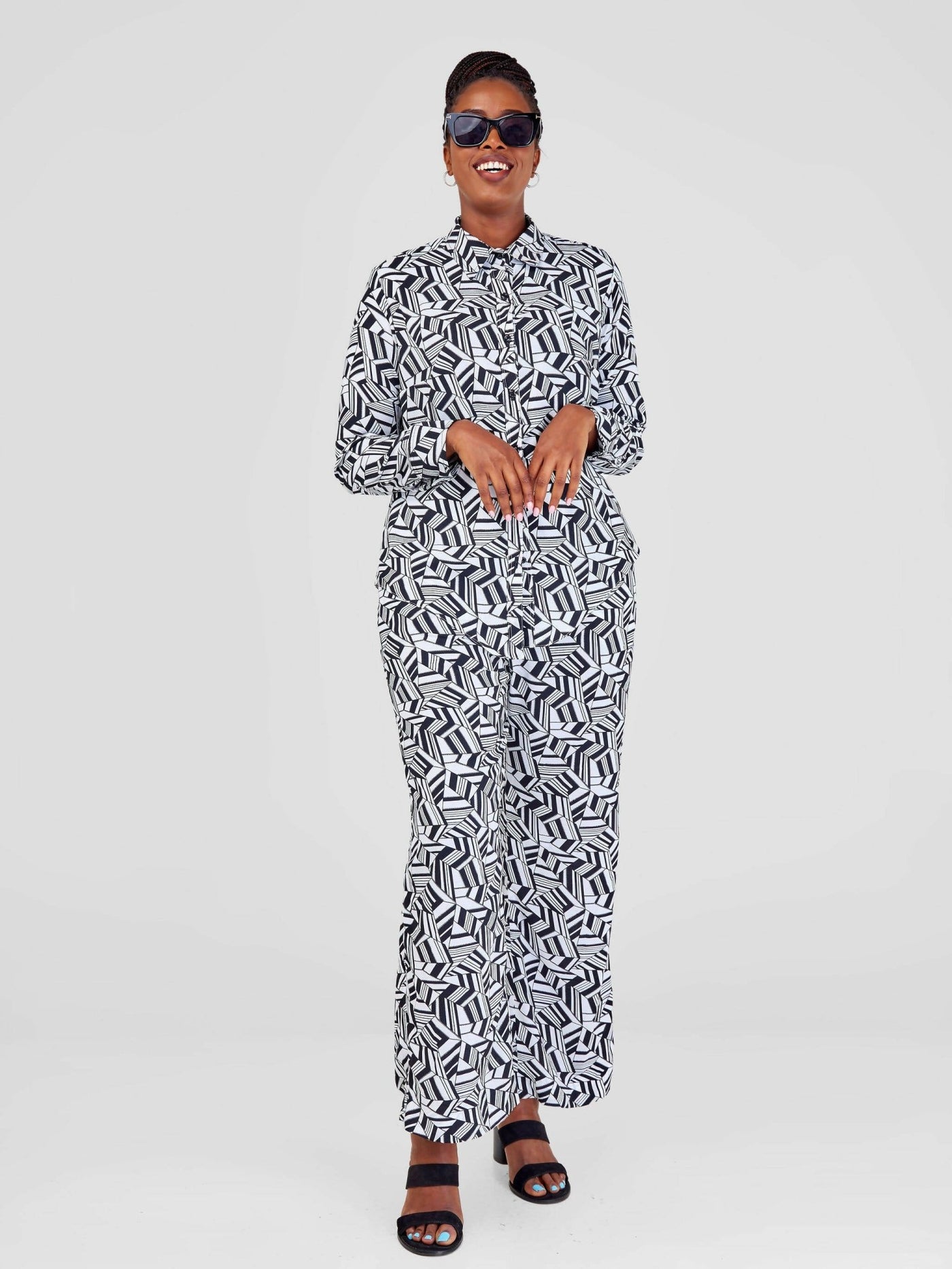 Purple Thread Noir Et Blanc Two Piece Set - Black / White - Shopzetu