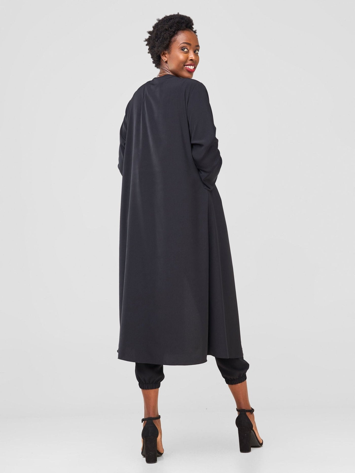 Vivo Mira Midi Kimono (Petite) - Black - Shopzetu