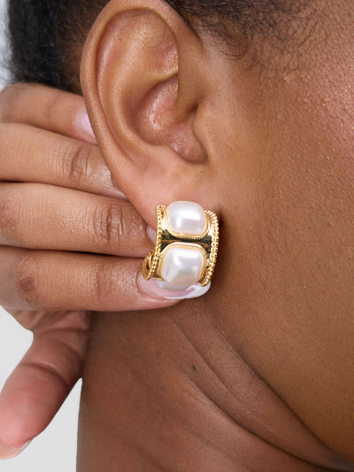Accessorize With Style Premium Small Earring - Cream / Gold - Shopzetu