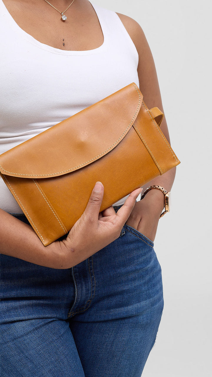 Leather Aura Achic Purse - Brown