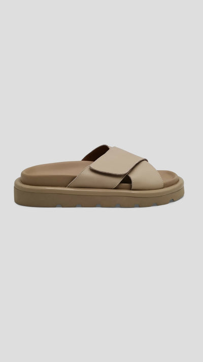 Julz Connor Sandal - Beige - Shopzetu