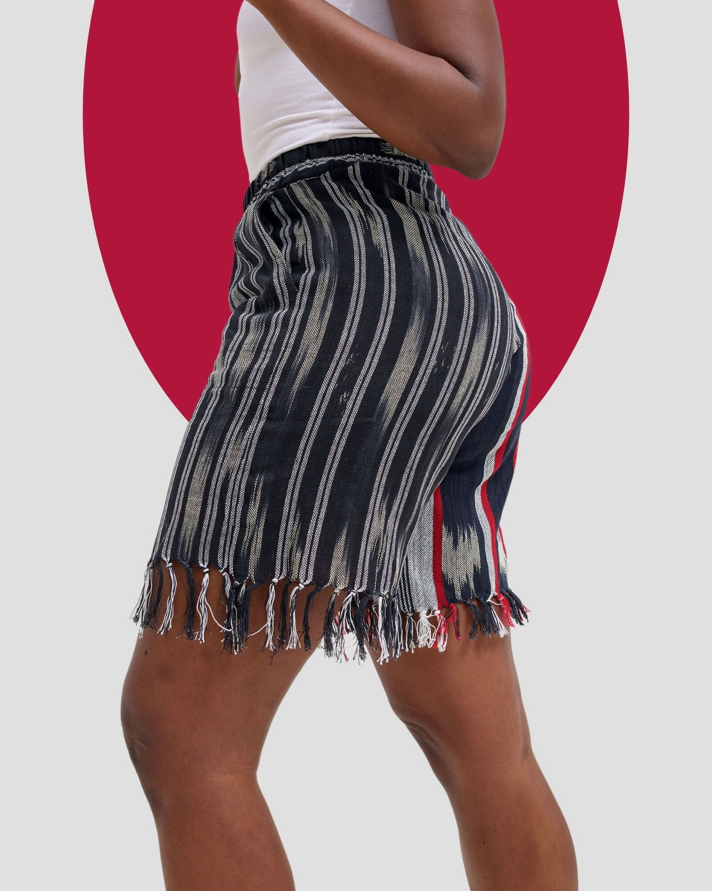 Liquid Lemn Mapachapacha Elasticated Cozy Fringe Linen Short - Multicolored - Shopzetu