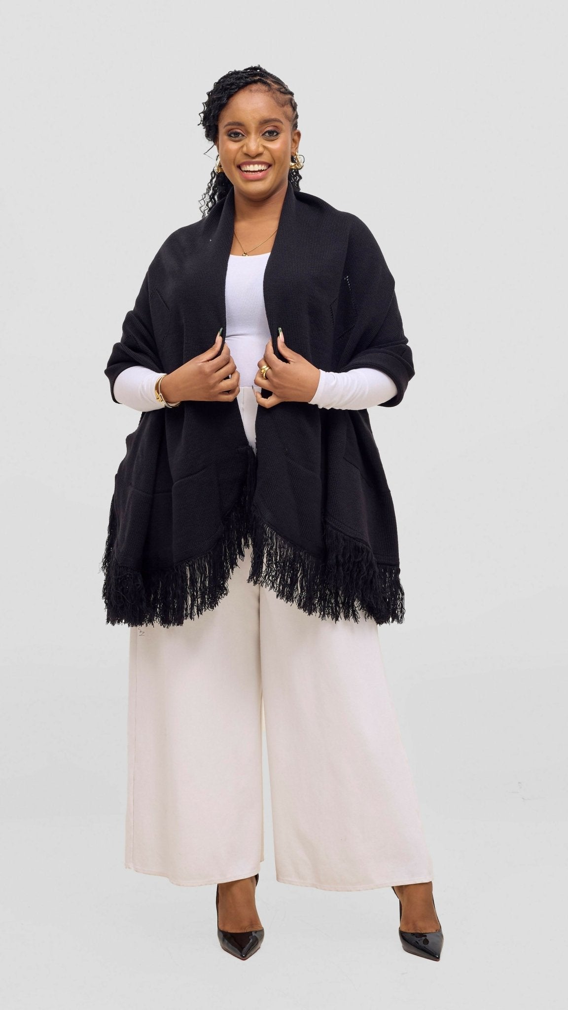 Anel's Diamond Poncho - Black - Shopzetu