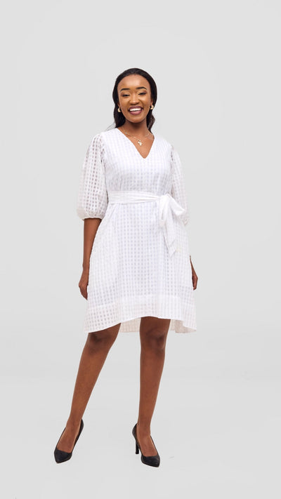 Vivo Alani High Low Dress - White Checkered Print - Shopzetu