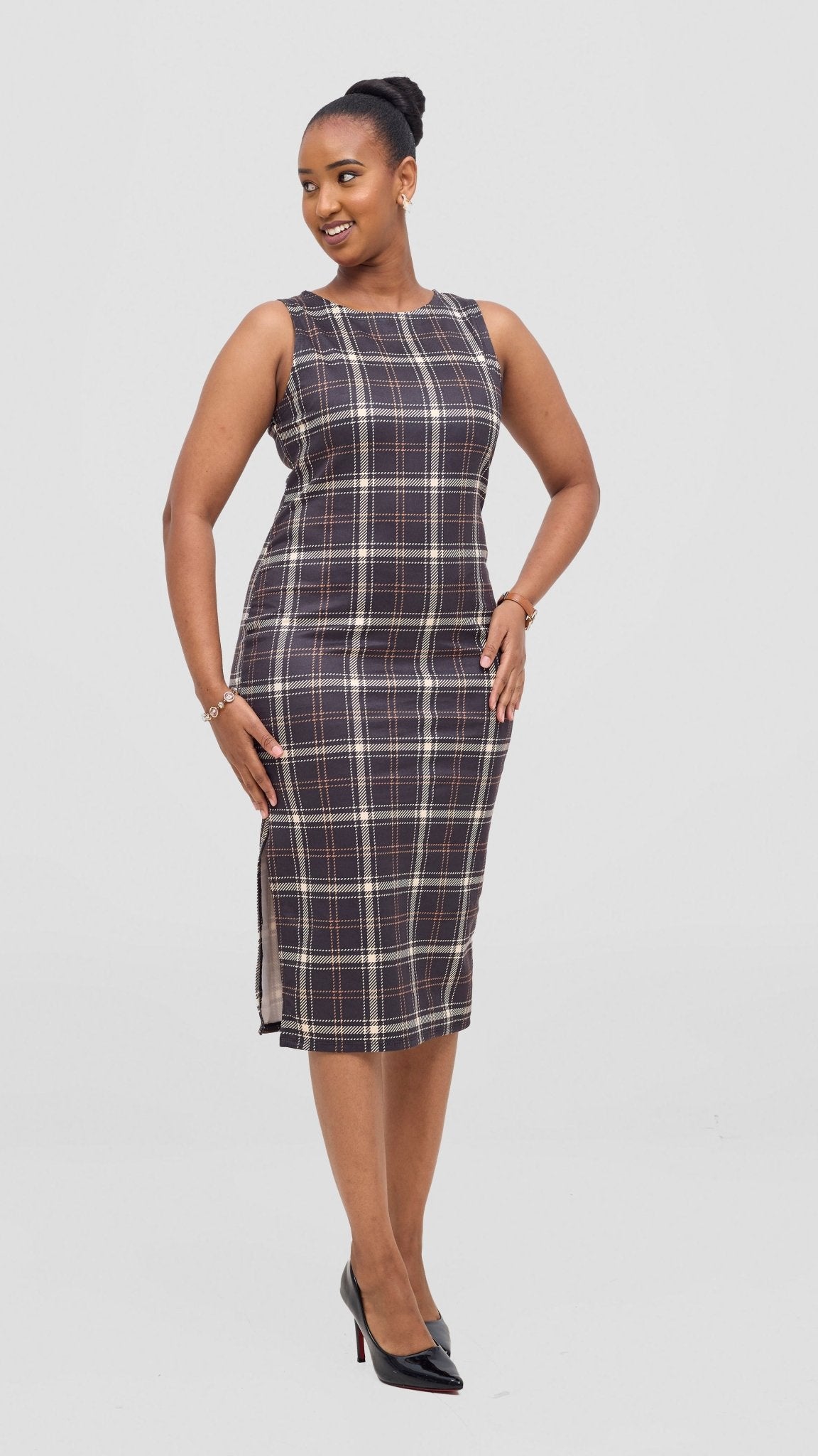 Vivo Alani Plaid Midi Dress - Black / Tan Plaid - Shopzetu