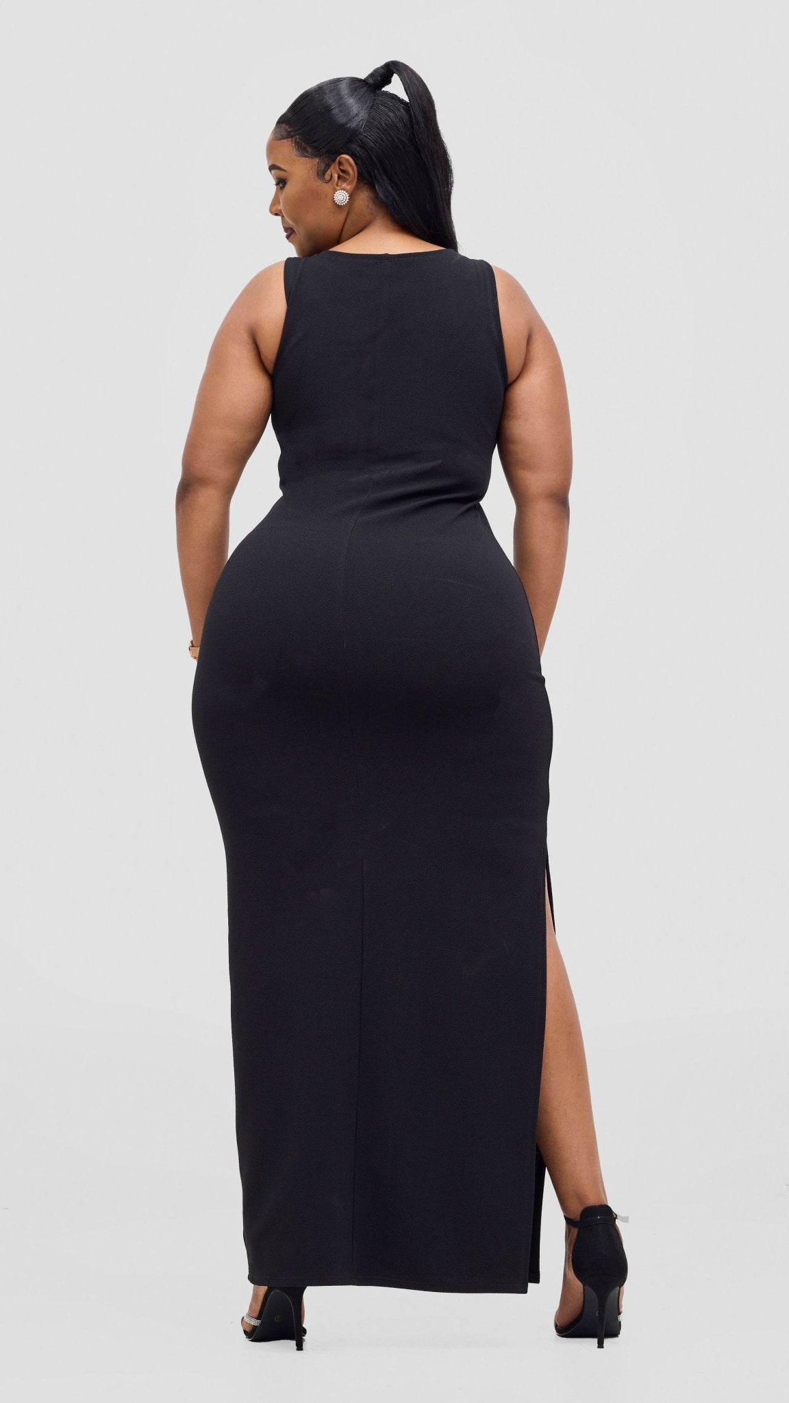 Vivo Alani Boat Neck Maxi Dress - Black - Shopzetu
