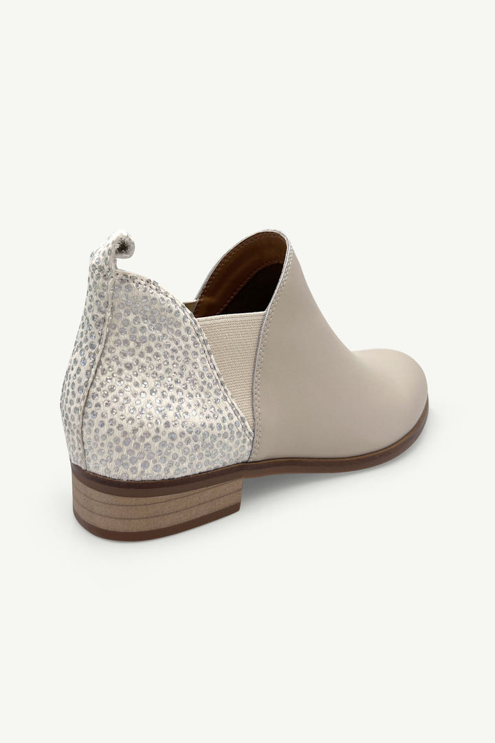 Julz Aria Boot - Beige / Silver Cheetah