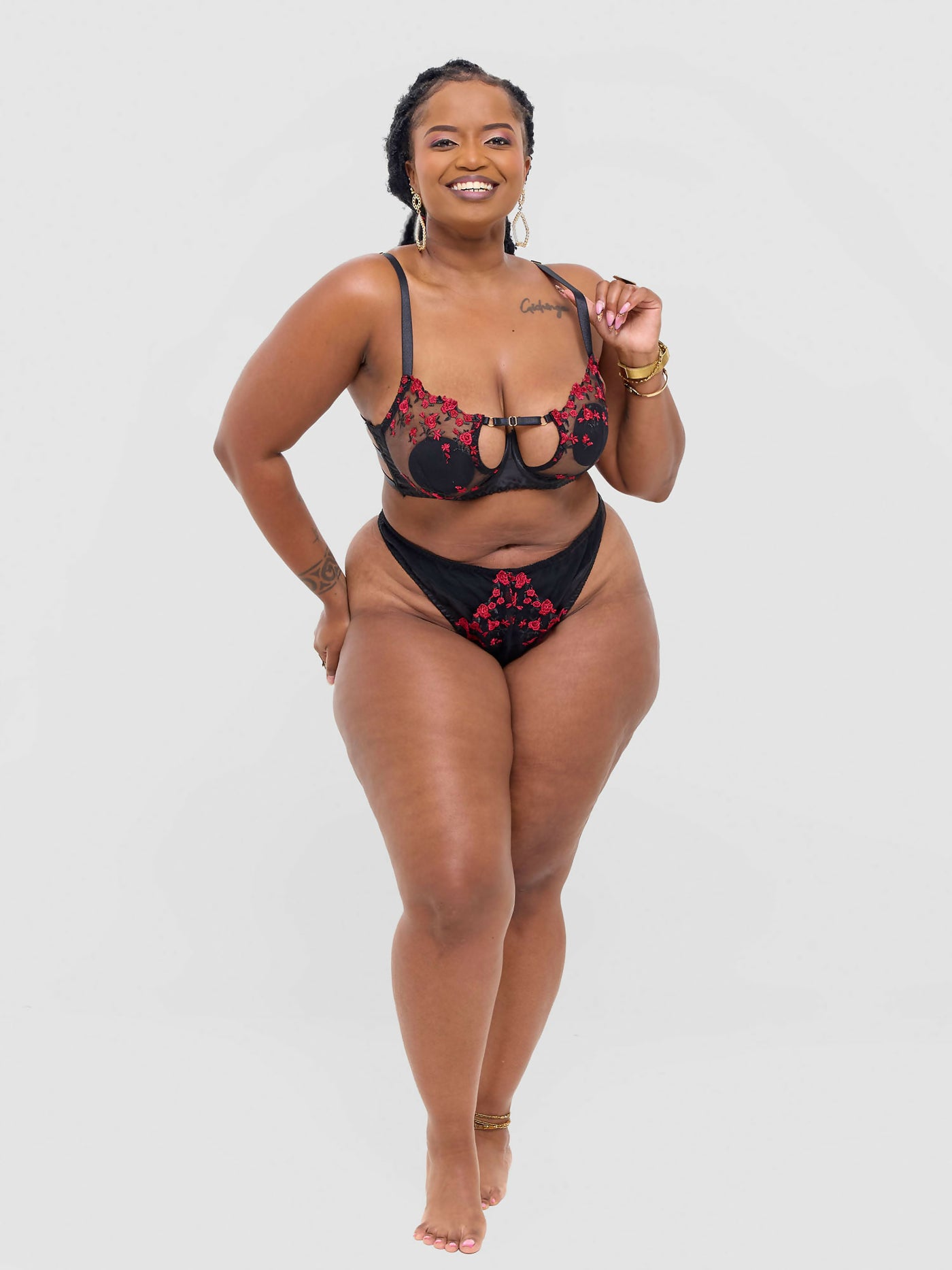 Fashion Palette Nyadhi Floral Plus Size Garter Set - Black - Shopzetu