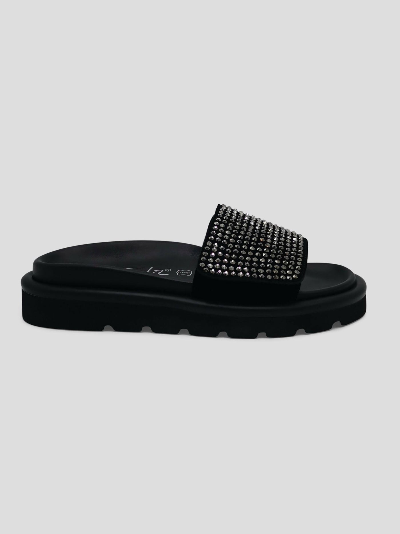 Julz Cooper Sandal - Black - Shopzetu