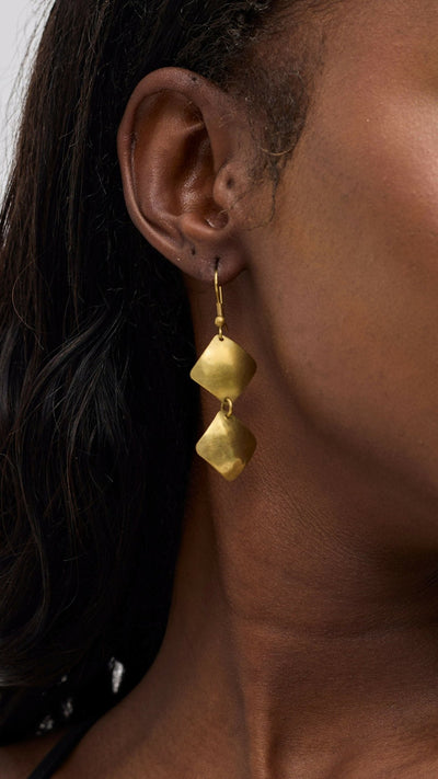 Ziria Designs Diamond Petal Earring - Brass - Shopzetu