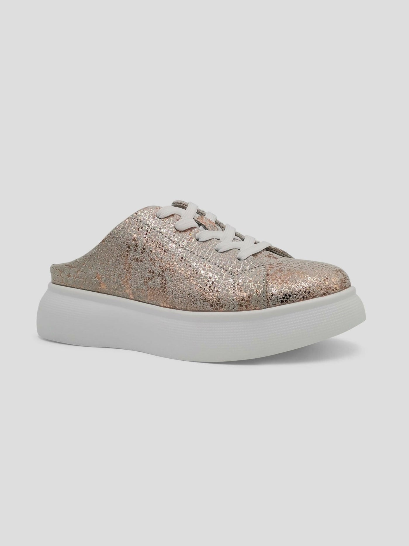 Julz Maddox Sneakers - Rose Gold - Shopzetu