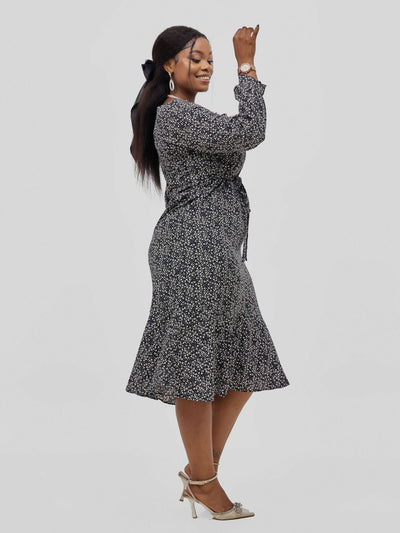 Hessed Square Neck Long Sleeves Floral Print Fit & Flare Dress - Black - Shopzetu
