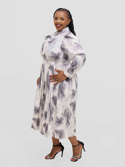Hessed Tie Neck floral pleated Long Sleeve Dress - Black - Shopzetu