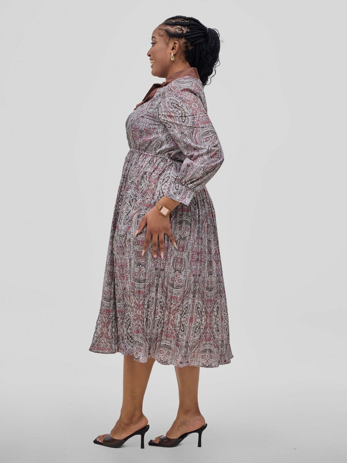 Hessed Tie Neck flower prints pleated Long Sleeve Dress - Brown - Shopzetu