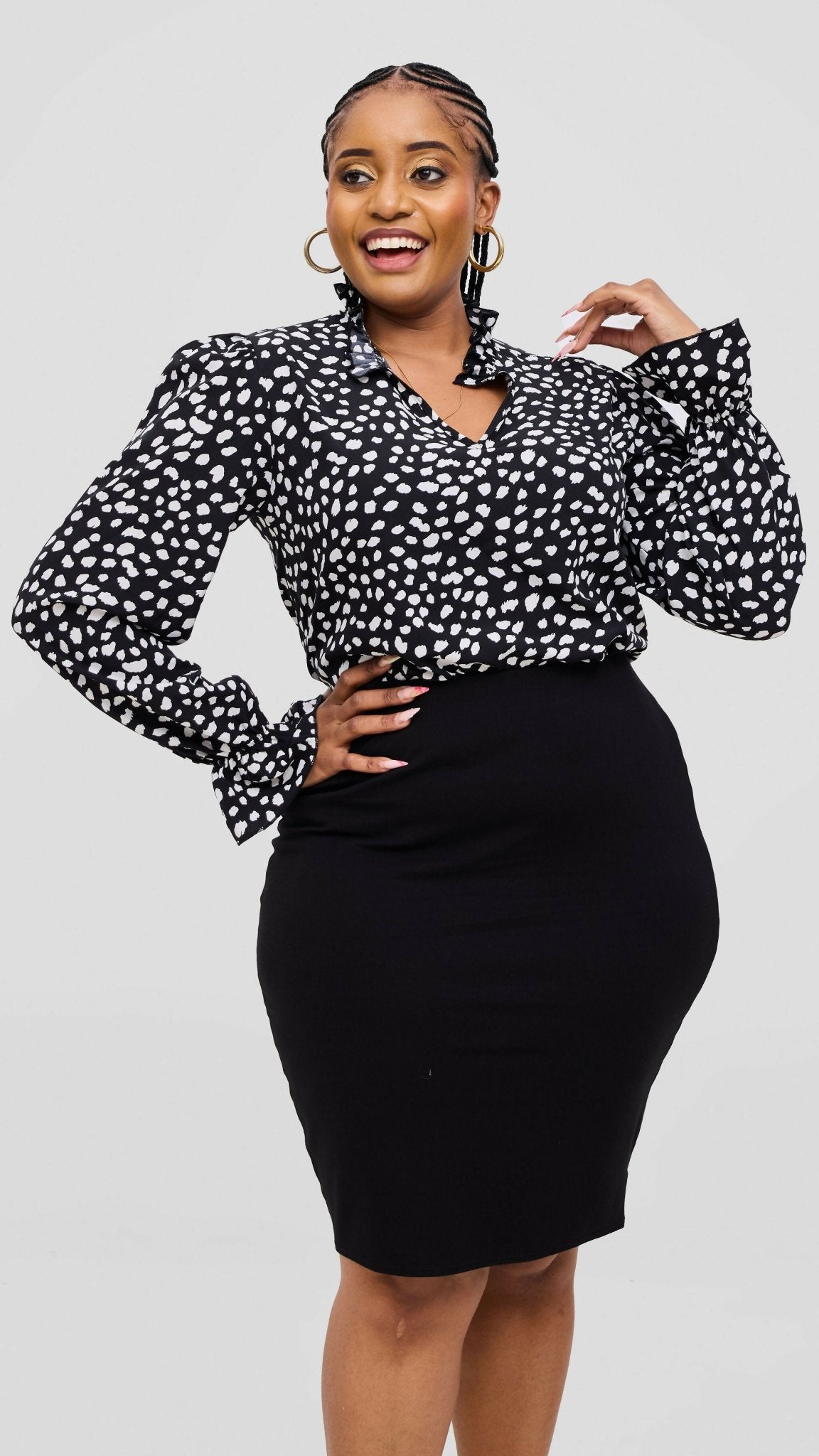 Lizola Landry Blouse Top - Black / White - Shopzetu