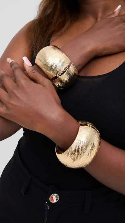 Afrodame Chunky Bangle - Gold - Shopzetu