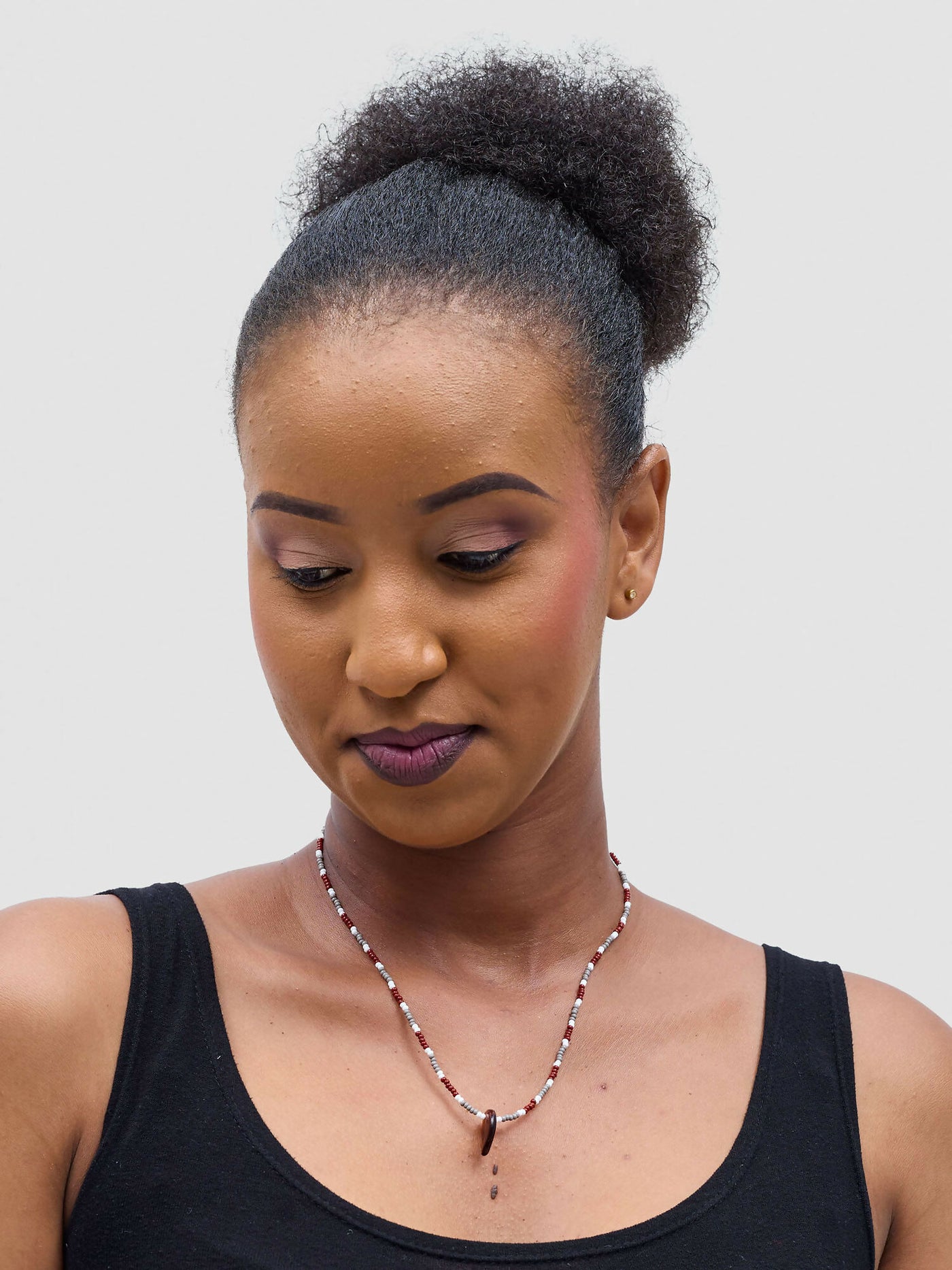 Dianaah J Beaded Necklace - Grey / Brown - Shopzetu