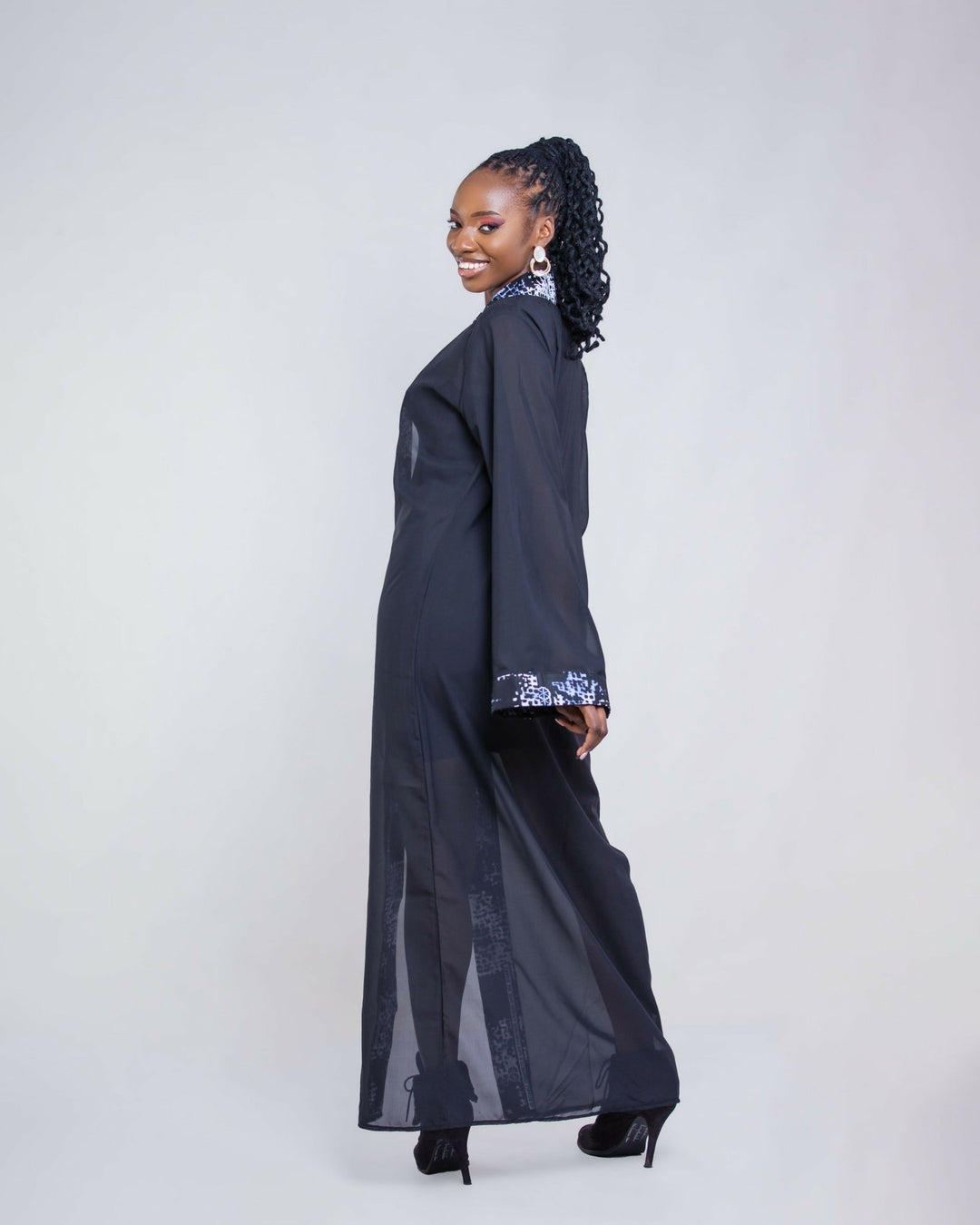 Rigel Kimono - Black - Shopzetu
