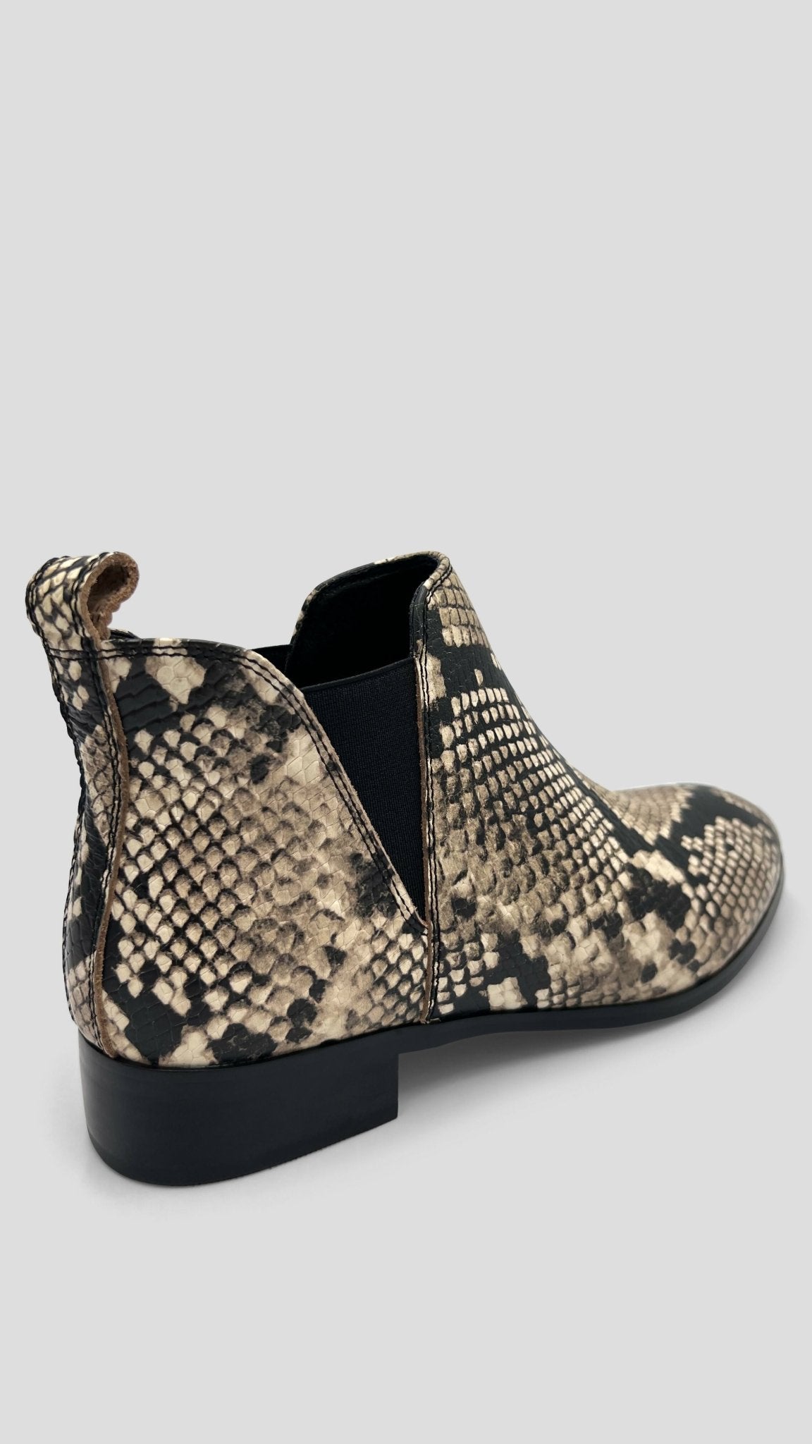 Julz Aria Beige Boot - Snake Print - Shopzetu