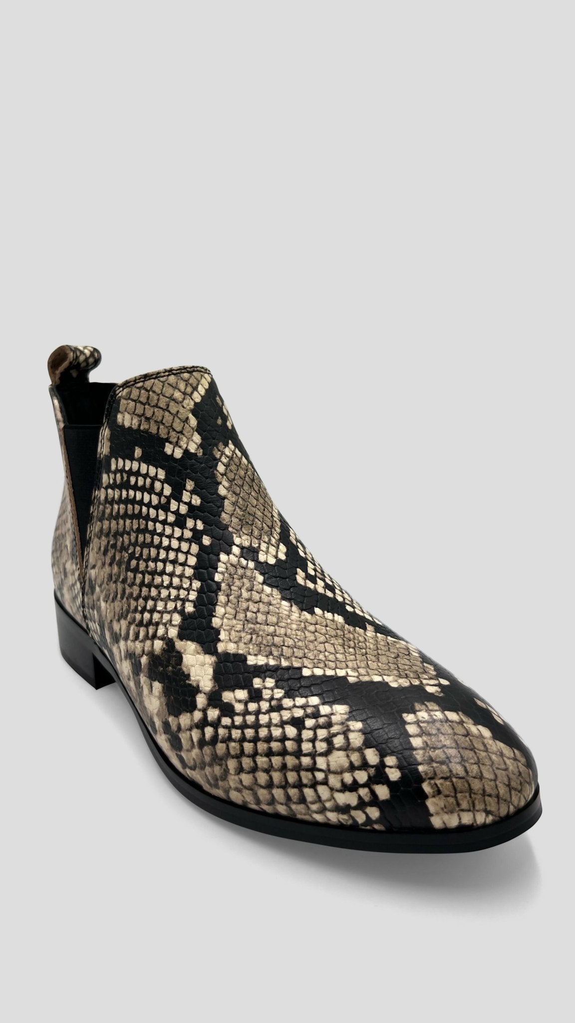 Julz Aria Beige Boot - Snake Print - Shopzetu