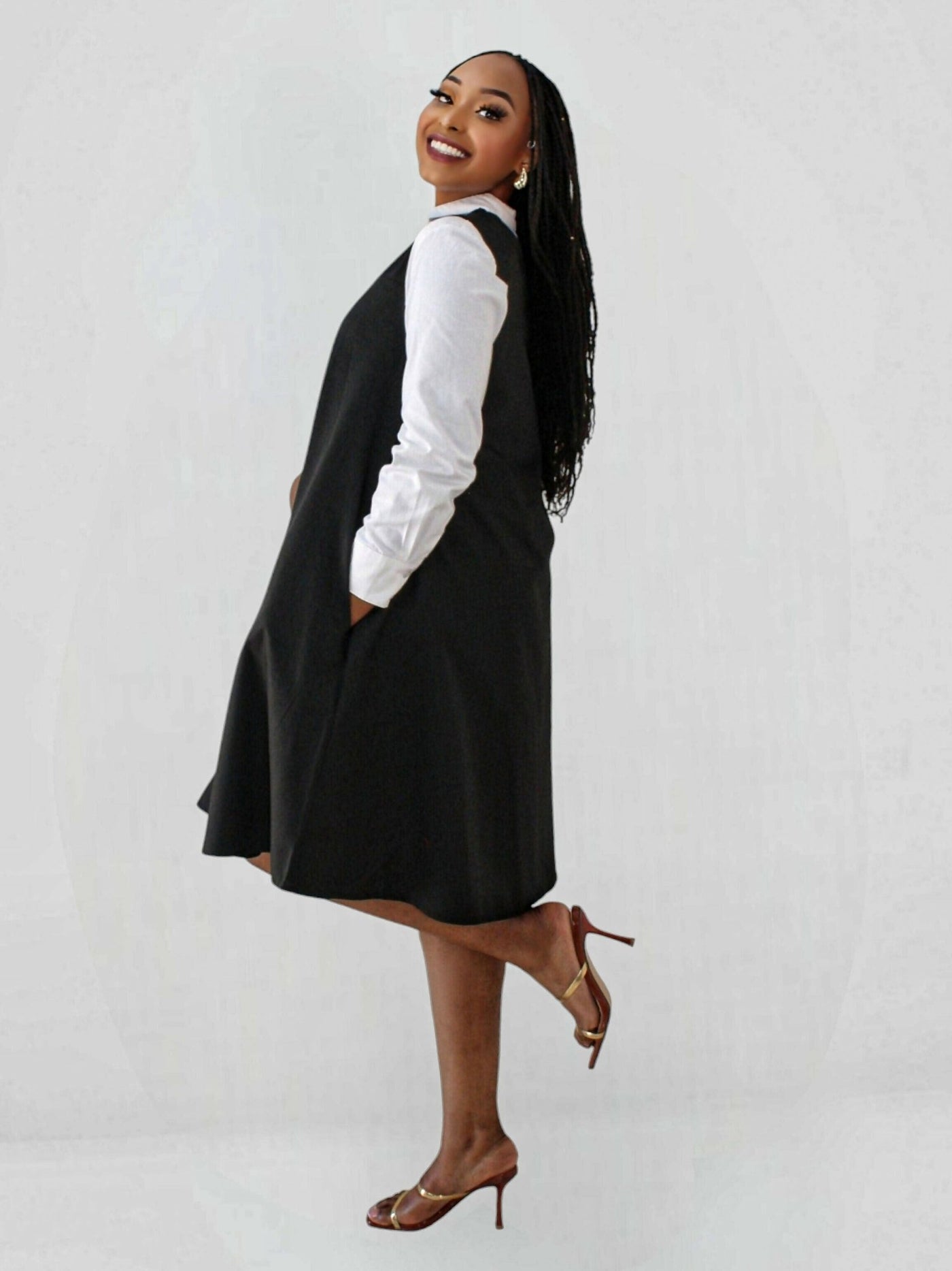 The Fashion Frenzy Zuri Shift Dress - Black - Shopzetu