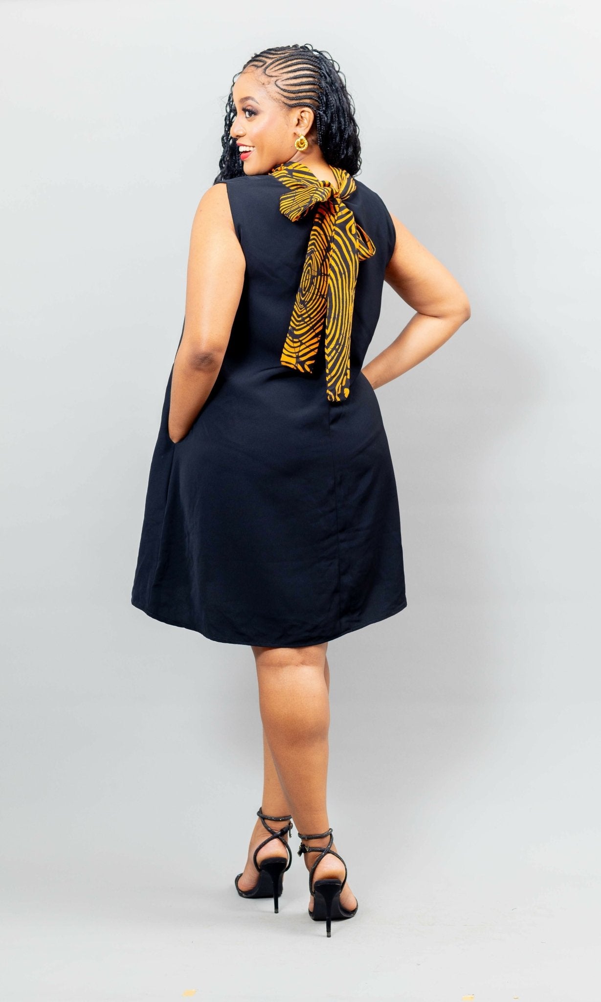 African Yuva Arya Shift Dress - Black - Shopzetu