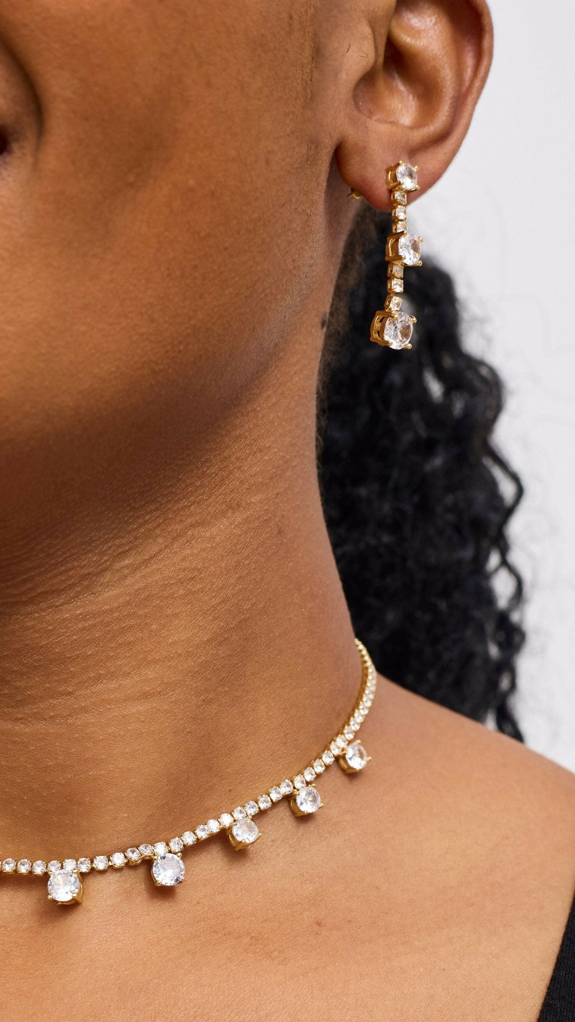 Accessorize With Style Showpiece Set - Gold - Shopzetu