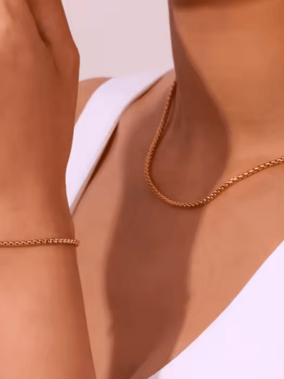 Her Essence Helios Unisex Necklace - Gold - Shopzetu