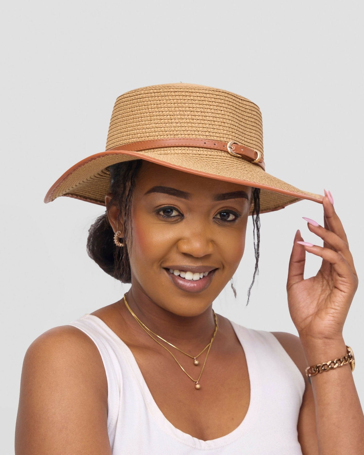 Poised Straw Hat - Beige - Shopzetu