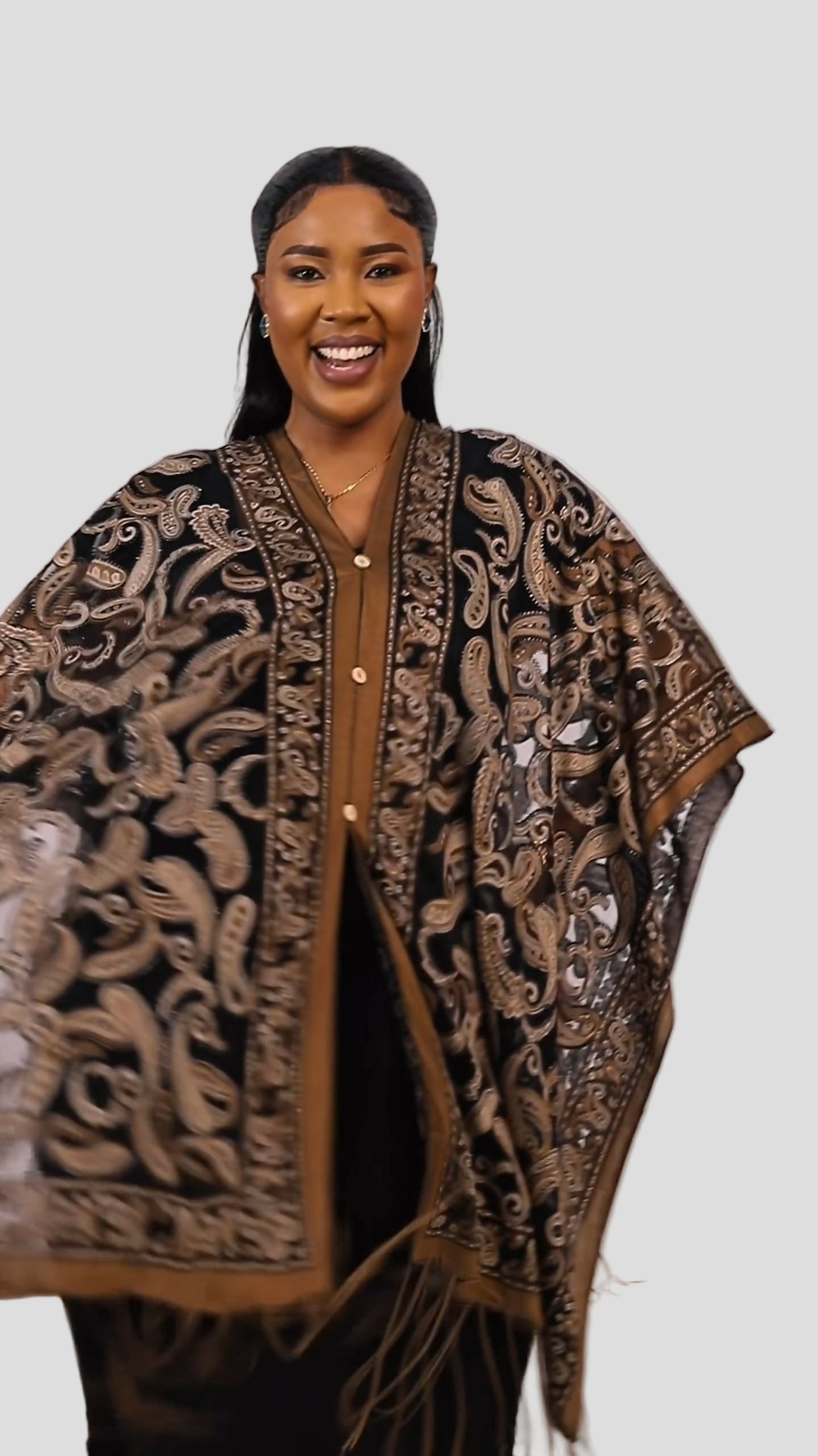 Accessorize With Style Exclusive Poncho - Grey