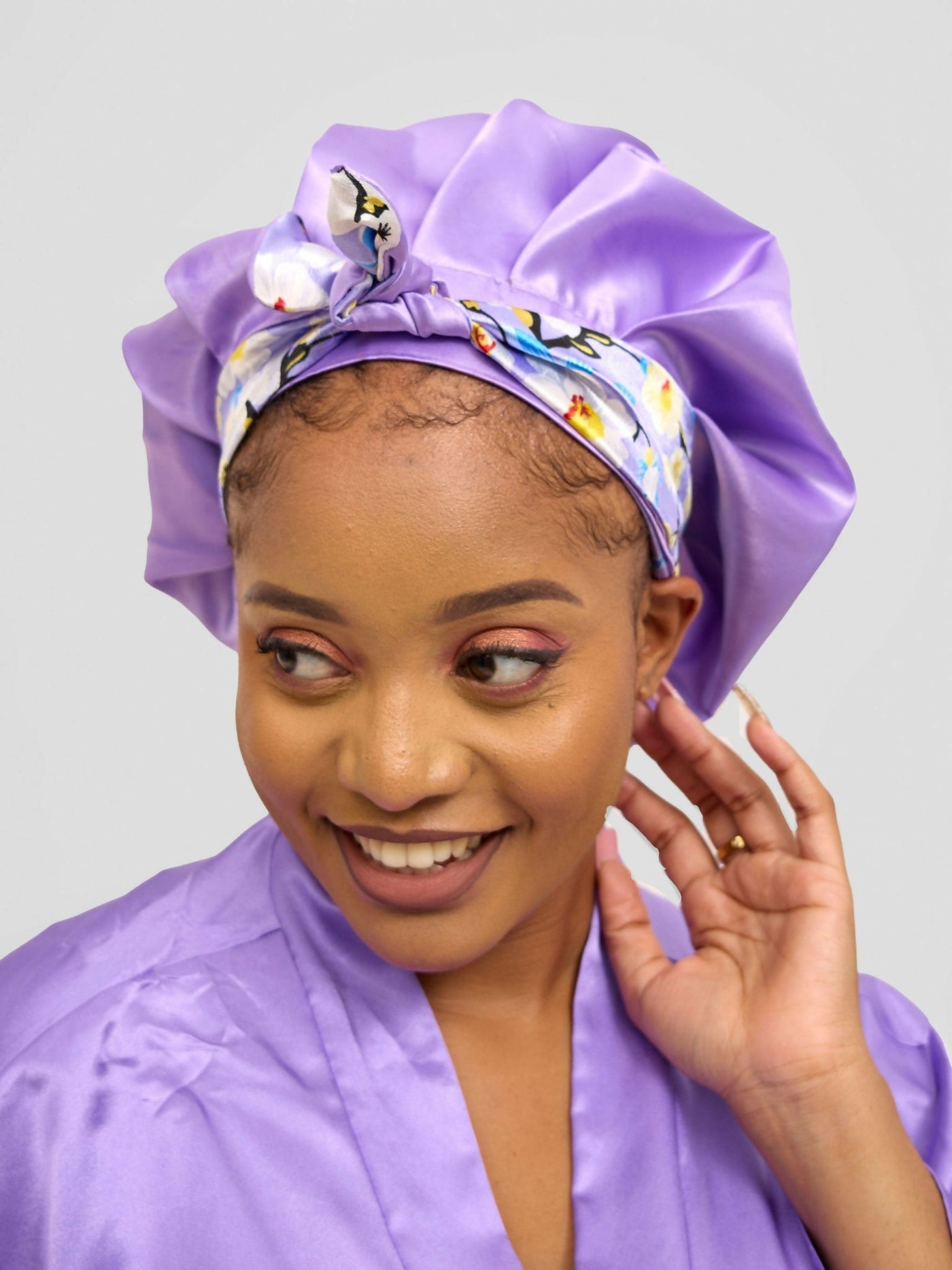 Satin Revolution Silk Meets Satin Tie Bonnet - Lilac - Shopzetu