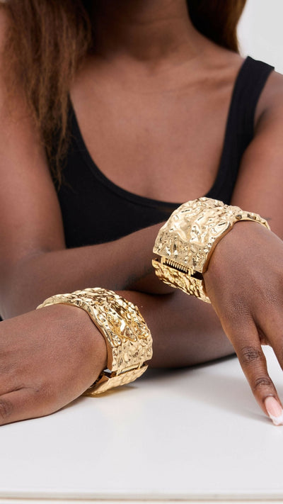 Afrodame Chunky Bangle - Gold - Shopzetu