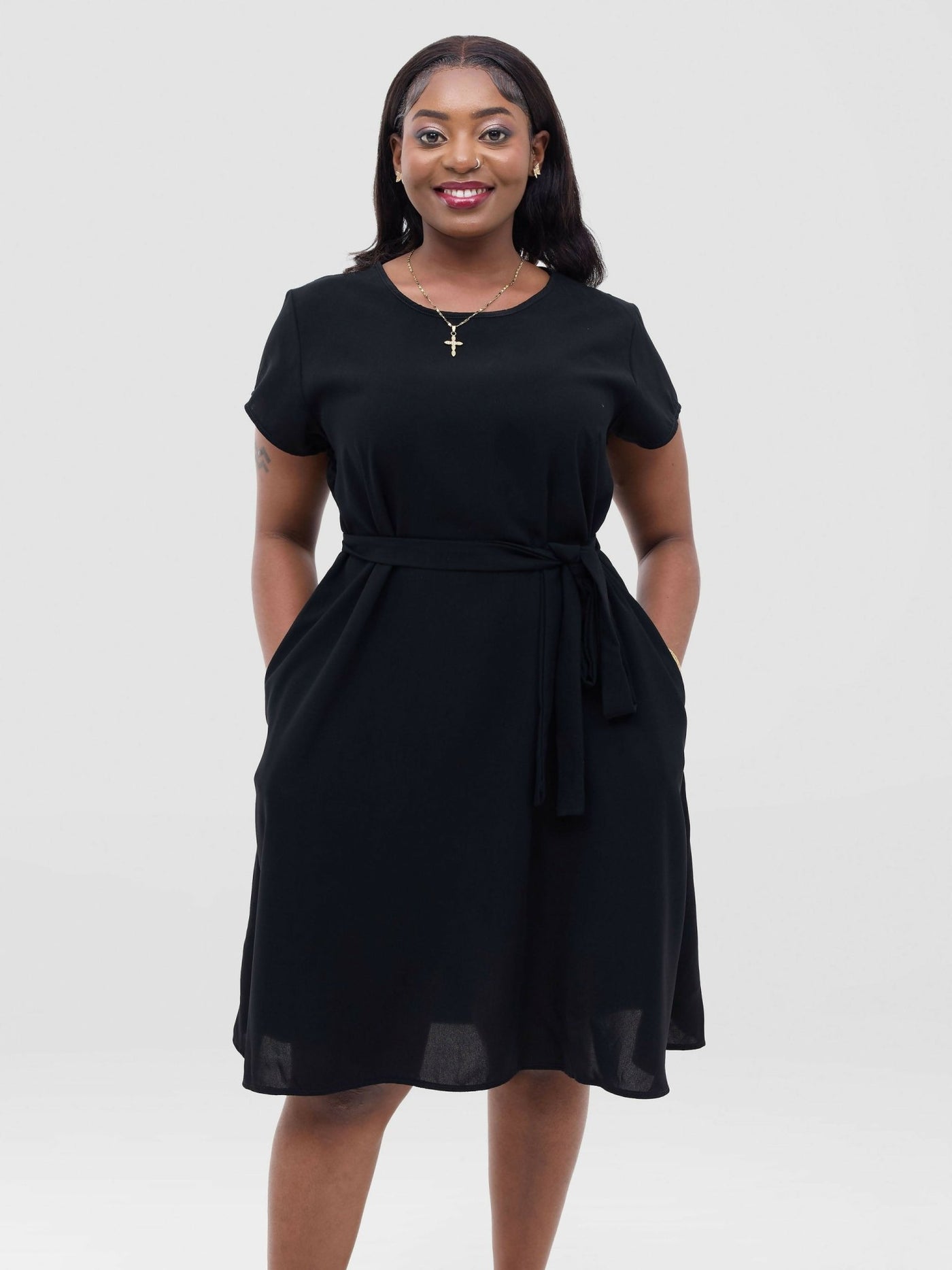 Anel's Knitwear Shift Dress - Black - Shopzetu