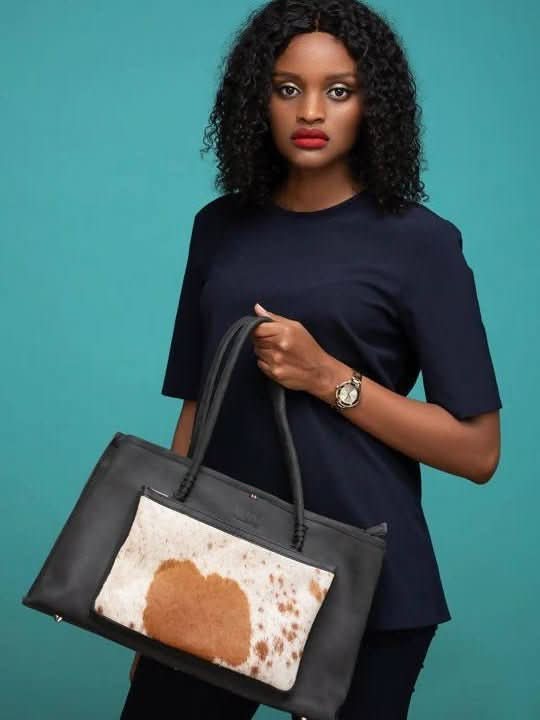 Wazawazi Sanga Briefcase - Brown - Shopzetu