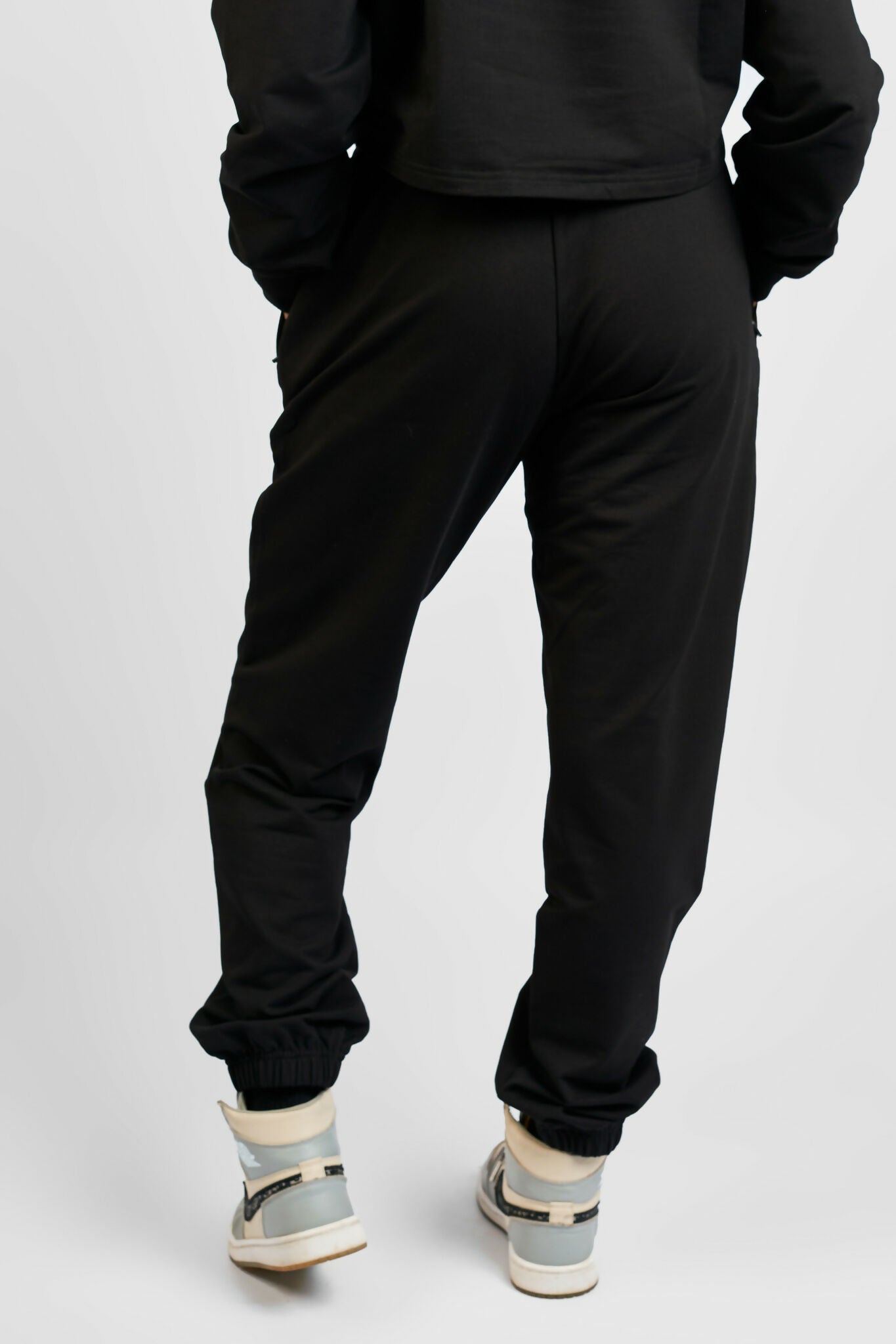 Rotator Active Wear Women's Lifestyle Joggers Pant - Black - Shopzetu
