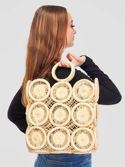 Curves BD Hollow Raffia Bag - White - Shopzetu