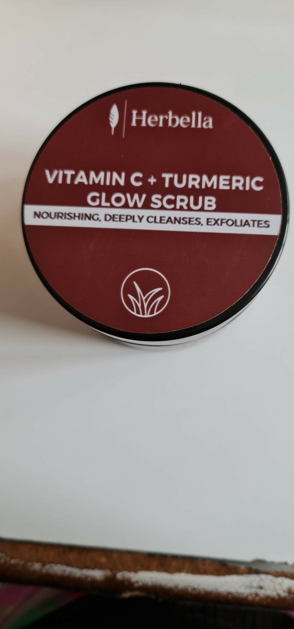 Kipusa Beauty Herbella Vitamin C Tumeric Glow Scrub - Brown - Shopzetu