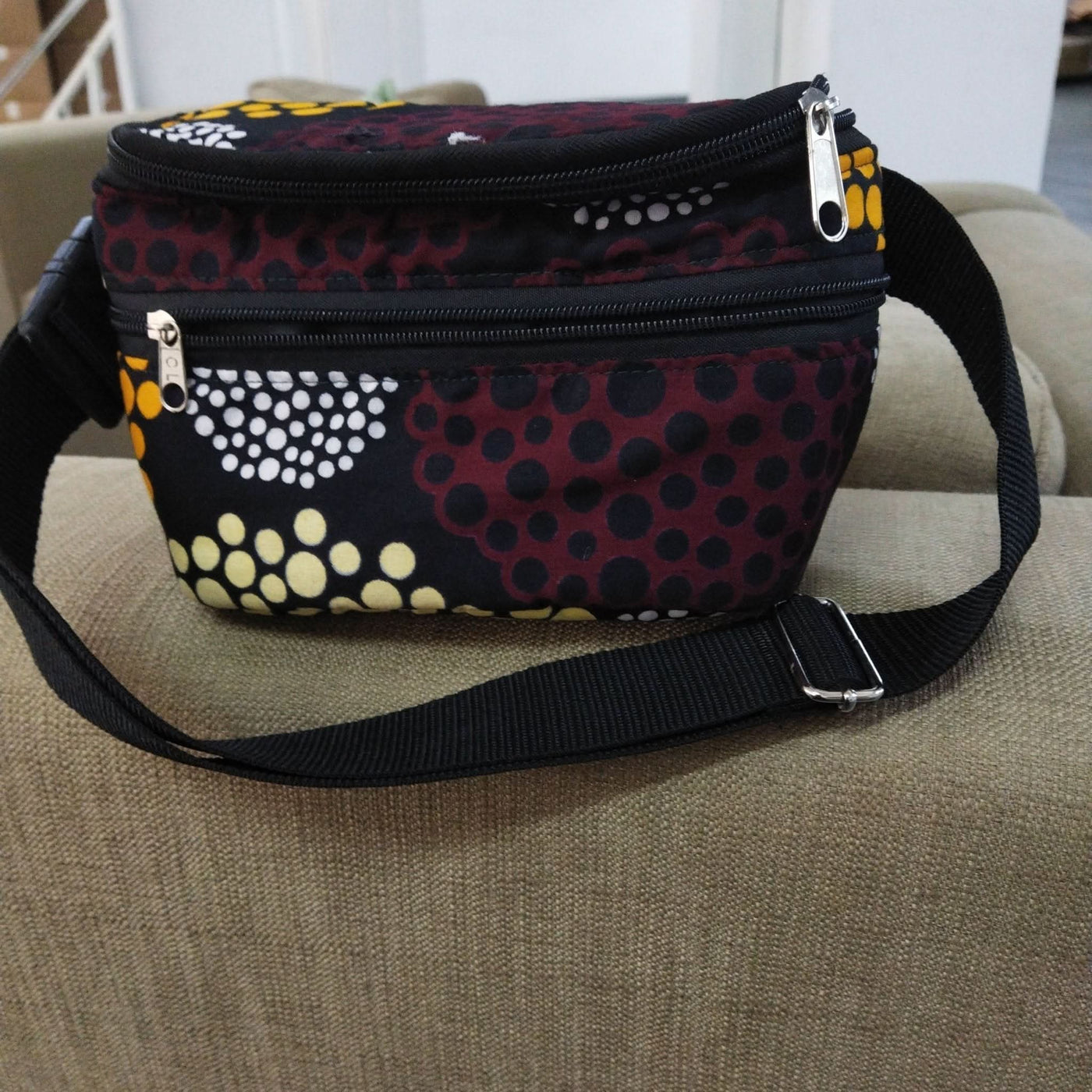 Wsc Pambo Vintara Fanny Pack - Black / Maroon Print - Shopzetu