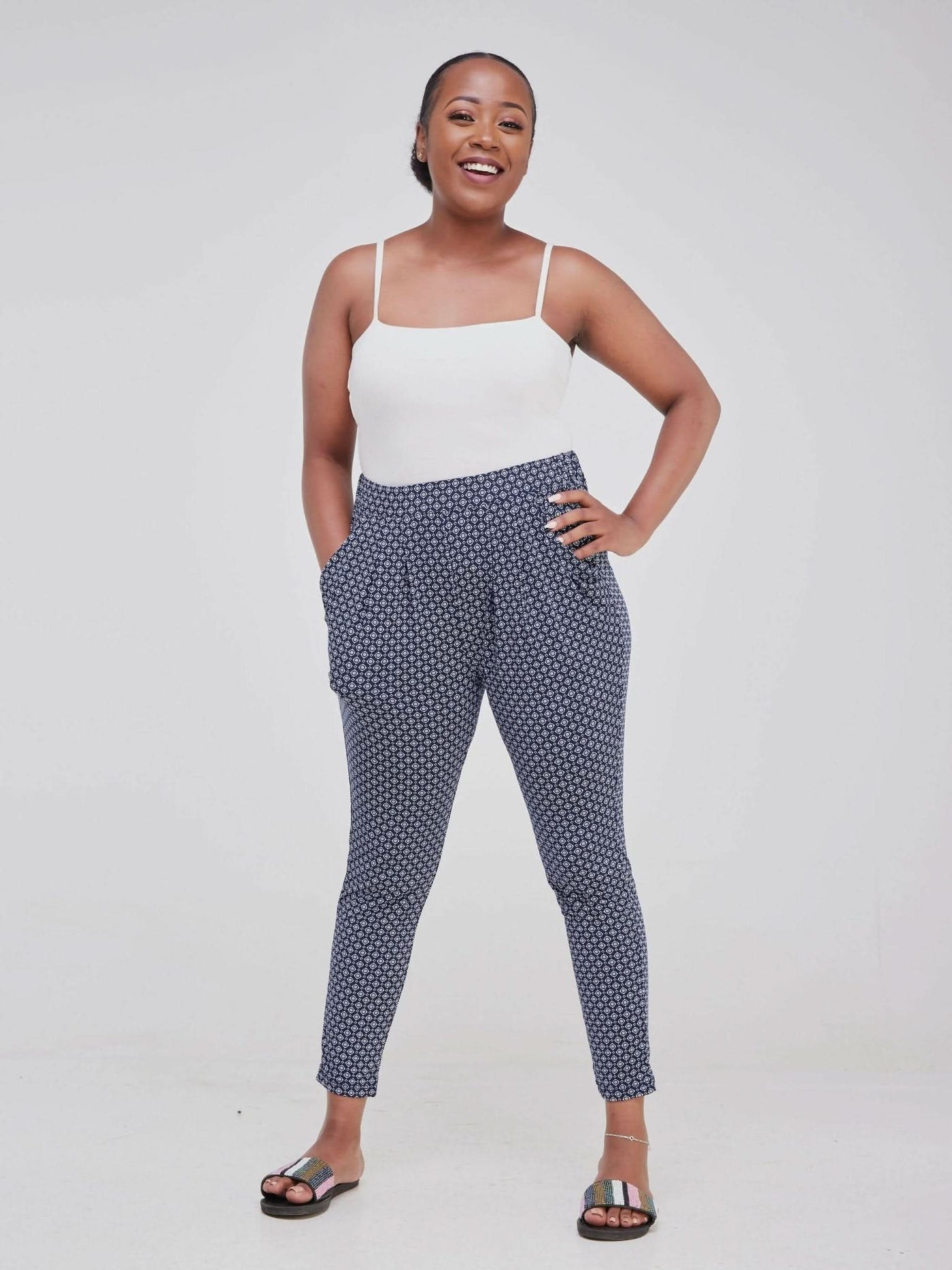 Hessed Flowered Pants - Navy Blue - Shopzetu
