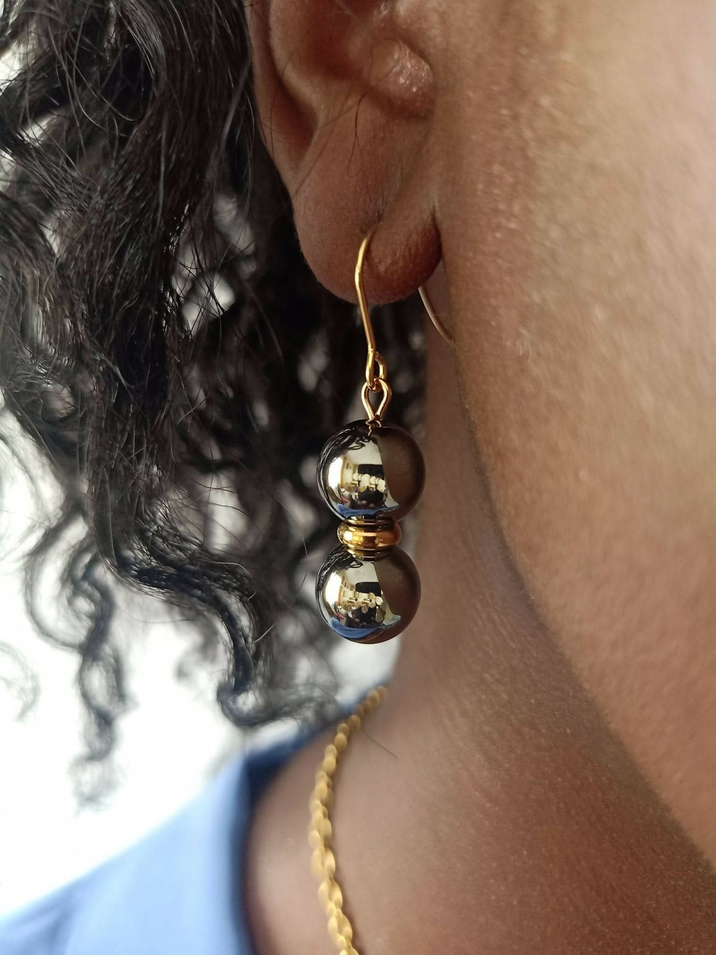 Xara Gems Sema Hematite Earrings - Black - Shopzetu
