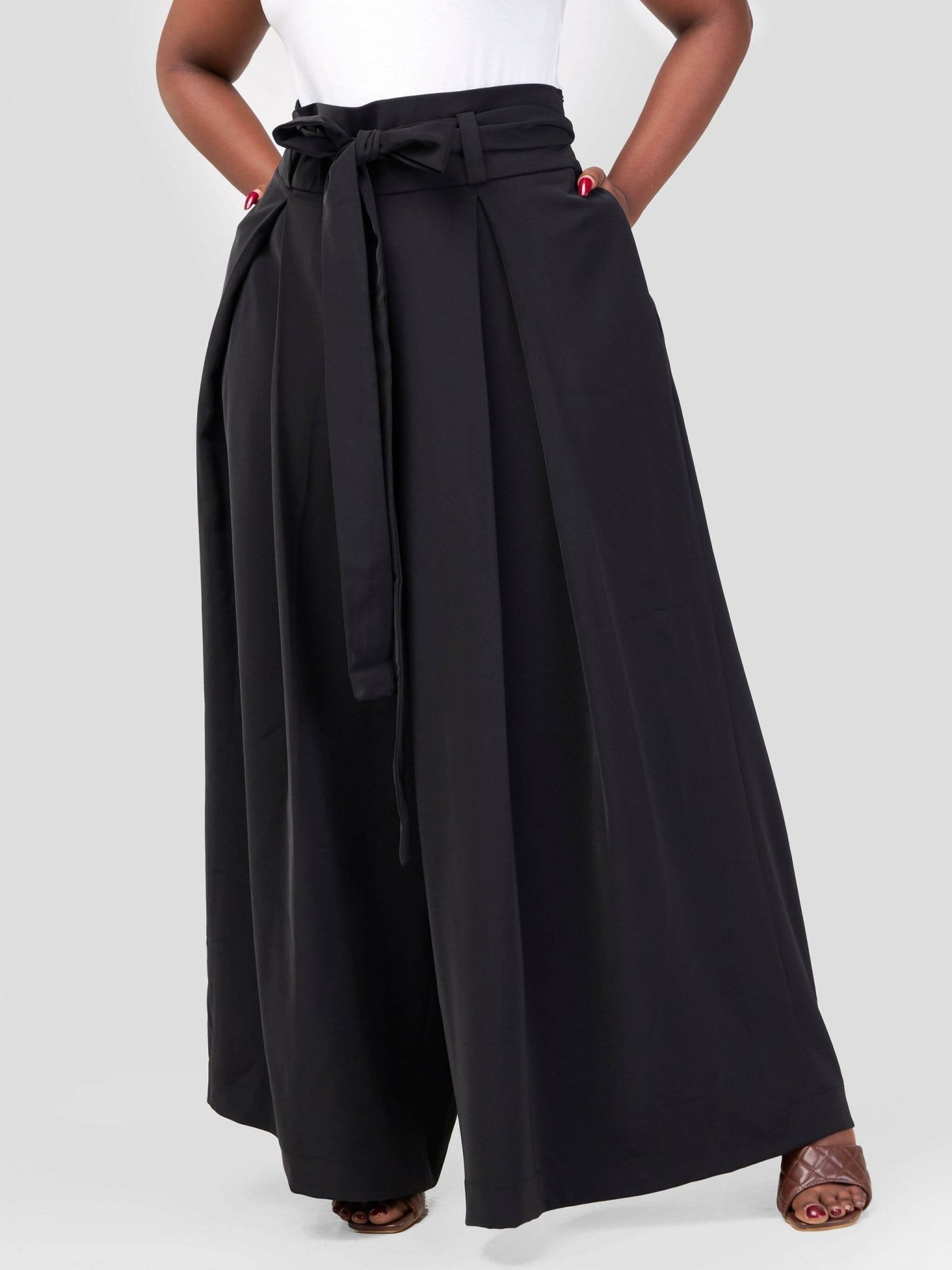 Izulu Natibu Pants - Black - Shopzetu