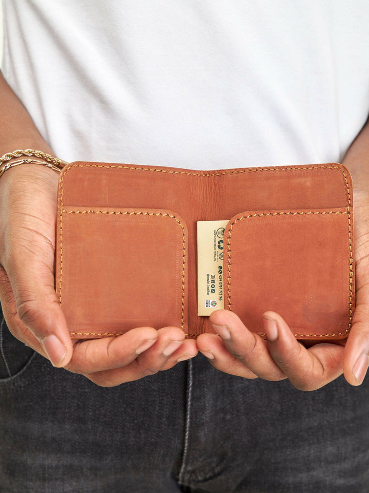 Mubi Leather Tajiri Men's Leather Wallet - Brown - Shopzetu