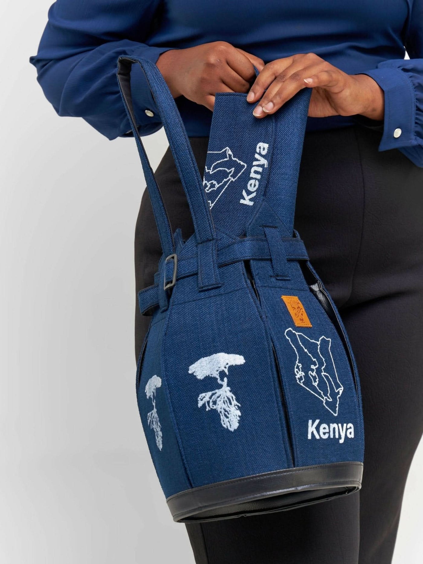 Kuldra Pineapple Spike Handbag - Blue - Shopzetu