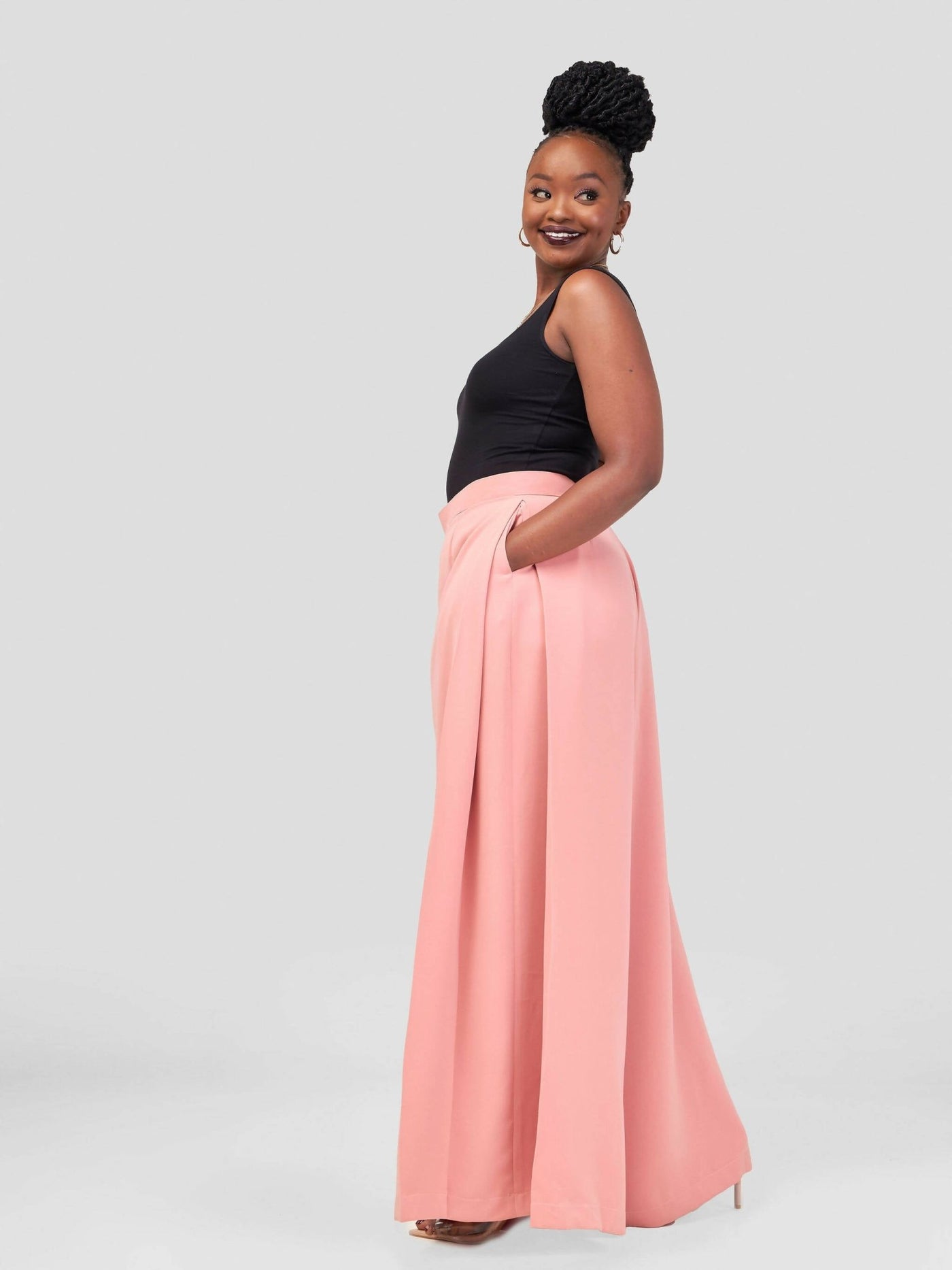 Izulu Chamboi Pants - Pink - Shopzetu