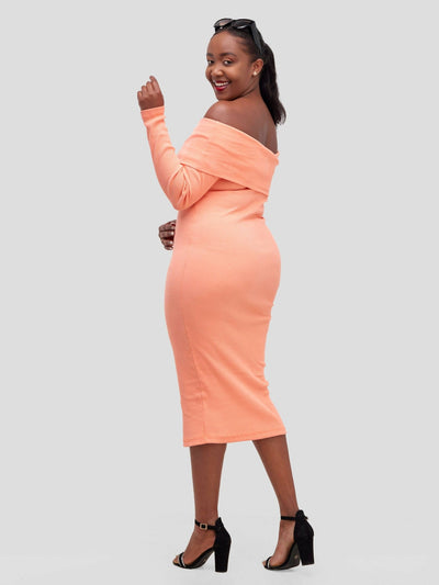 Chic Plug Off-shoulder - Peach - Shopzetu