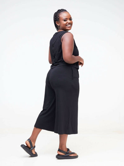 Hessed Sleeveless Jumpsuits - Black - Shopzetu