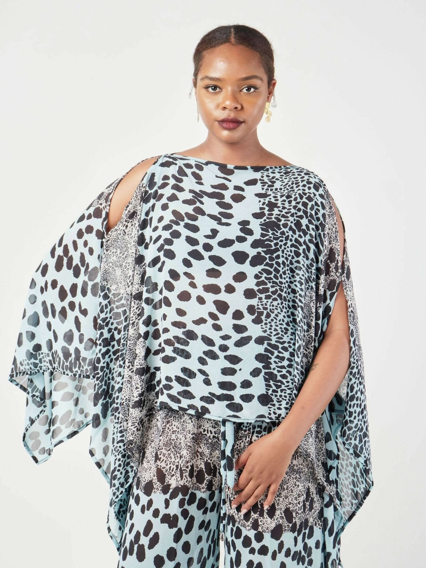 Zoë Qu'an Coverup Top - Blue Safari - Shopzetu