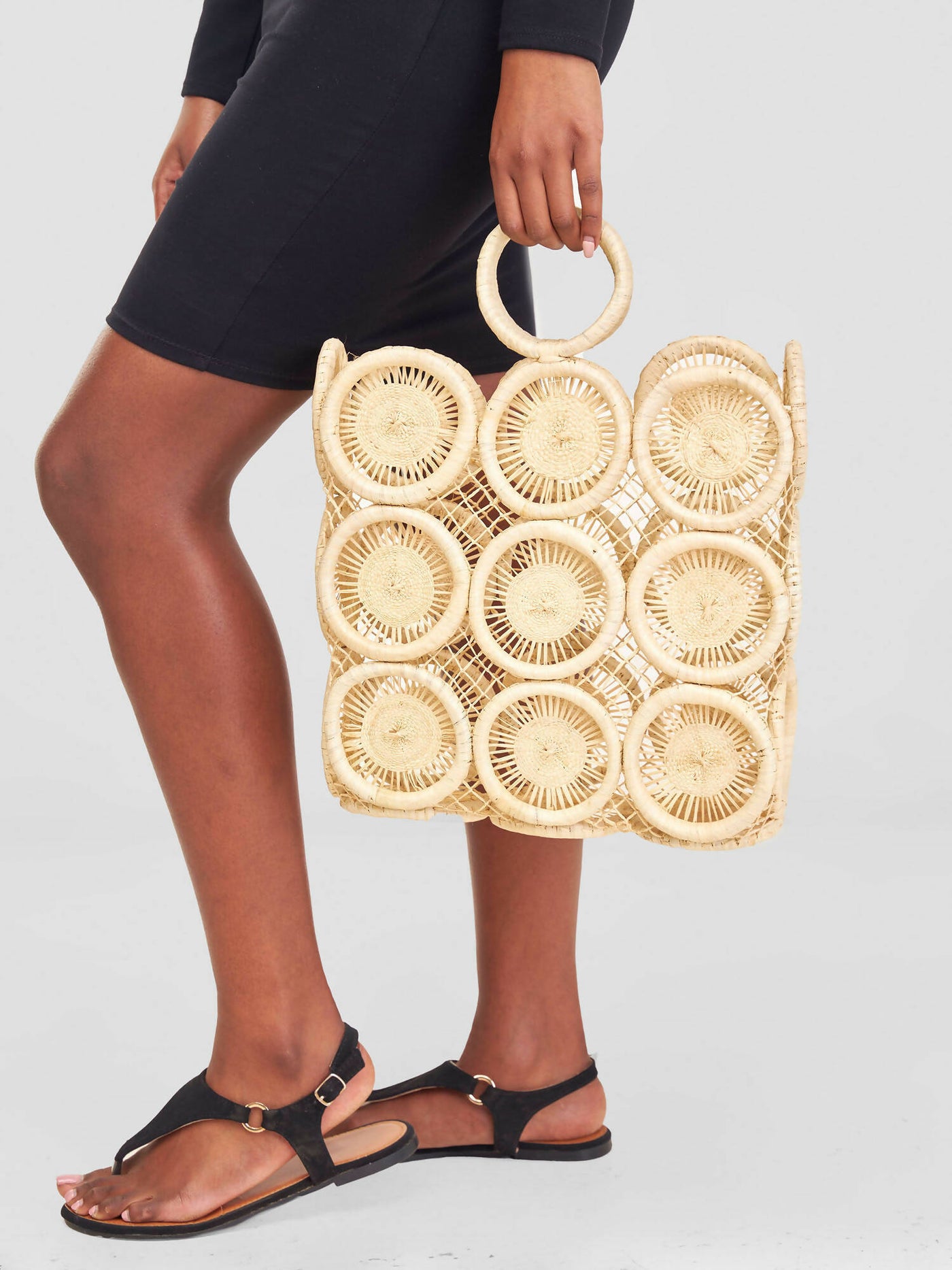 Curves BD Hollow Raffia Bag - White - Shopzetu